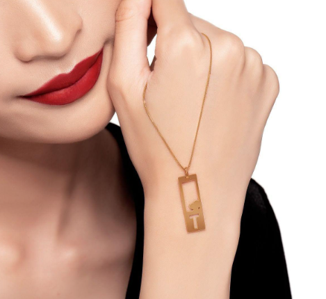 Sederet Tips Memilih Liontin Inisial yang Cantik dan Berharga